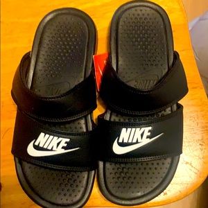 Double strap Female slides